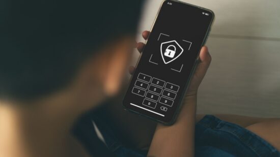 child smartphone children online protection privacy Shutterstock_2666826849